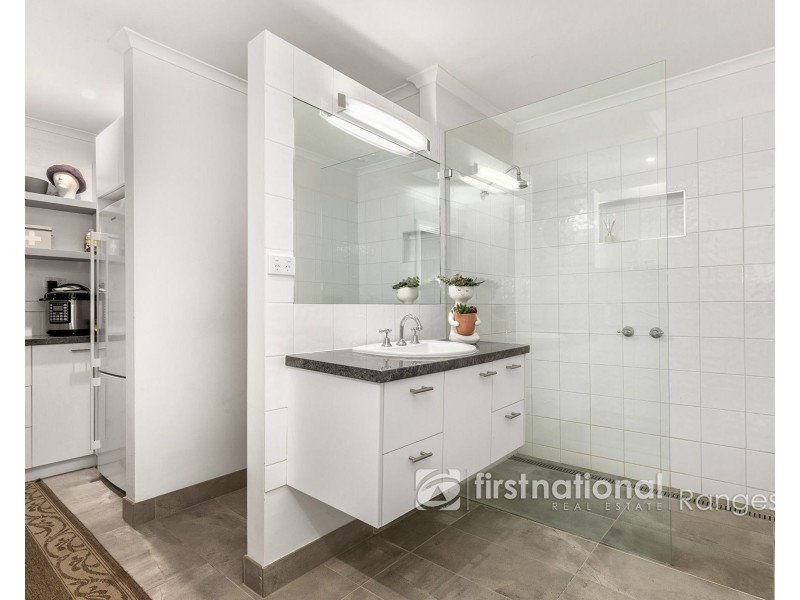 14 Coopers Road, Macclesfield VIC 3782
