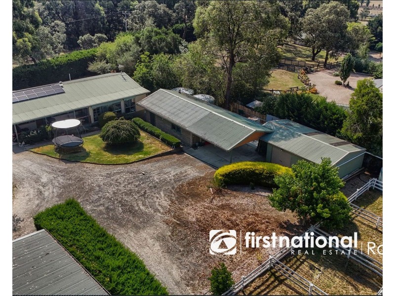 14 Coopers Road, Macclesfield VIC 3782