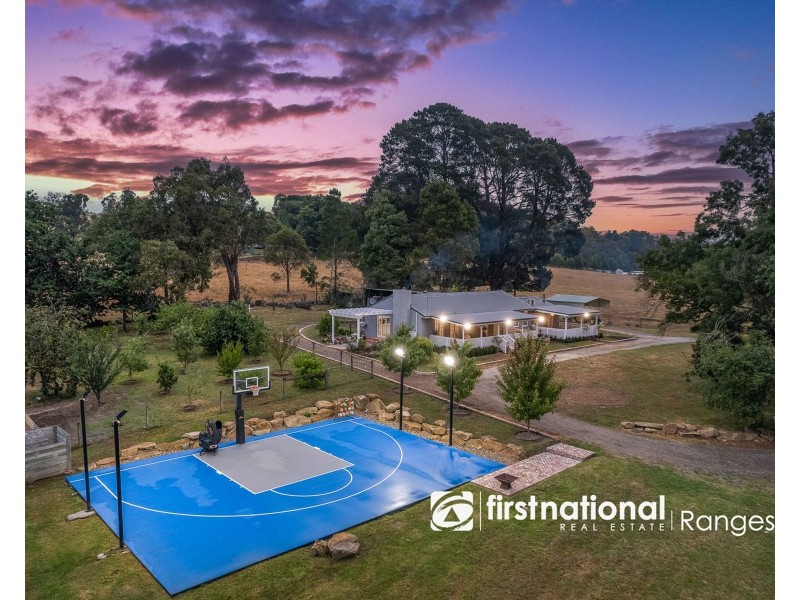 450 Woori Yallock Road, Cockatoo VIC 3781
