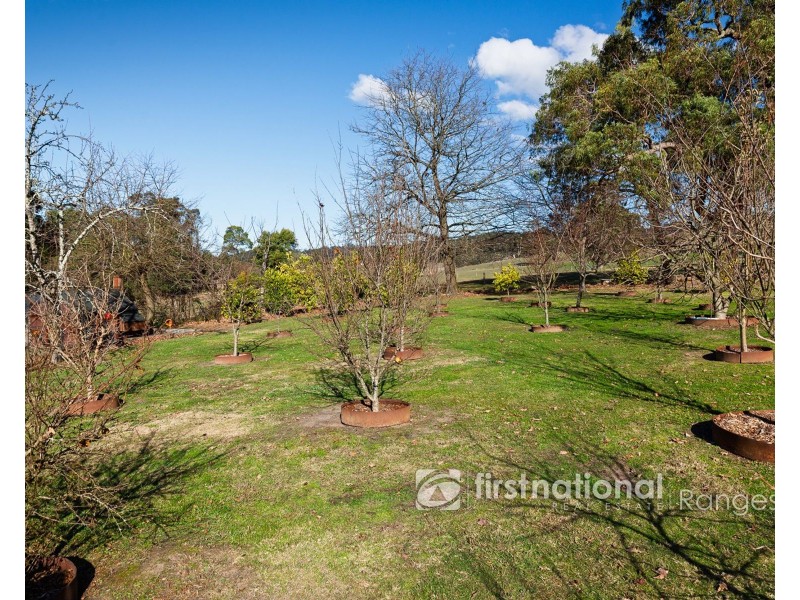 450 Woori Yallock Road, Cockatoo VIC 3781