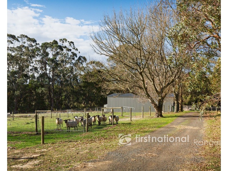 450 Woori Yallock Road, Cockatoo VIC 3781
