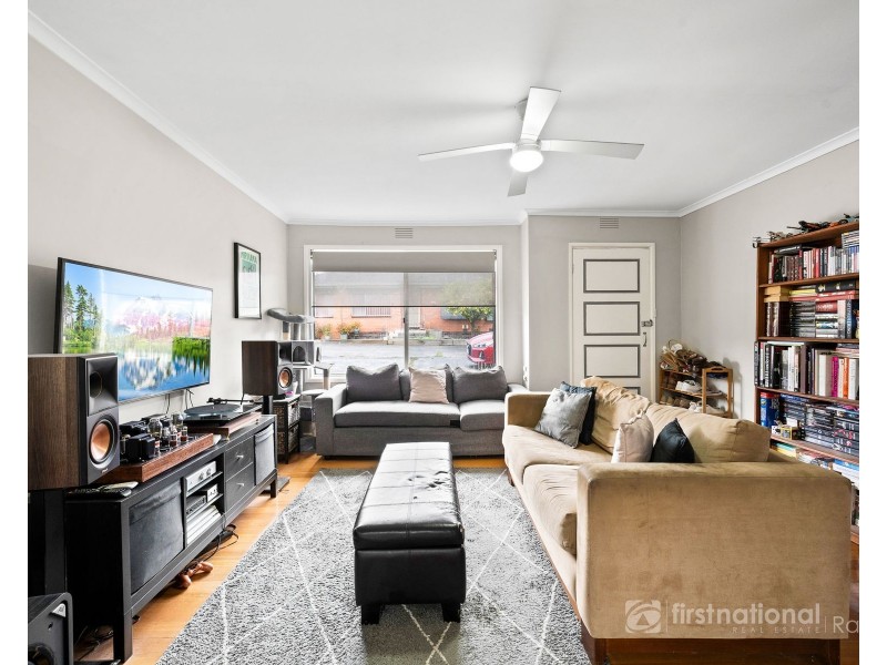 1/3 Violen Street, Bayswater VIC 3153