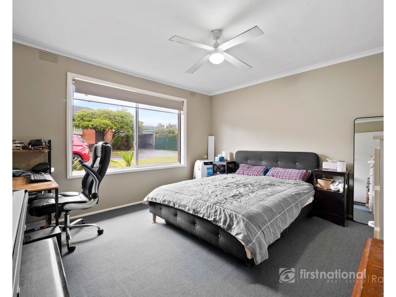 1/3 Violen Street, Bayswater VIC 3153