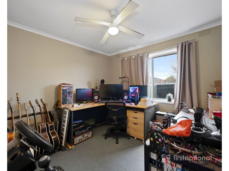 1/3 Violen Street, Bayswater VIC 3153