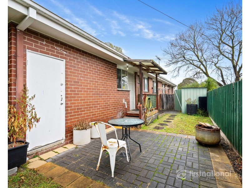 1/3 Violen Street, Bayswater VIC 3153