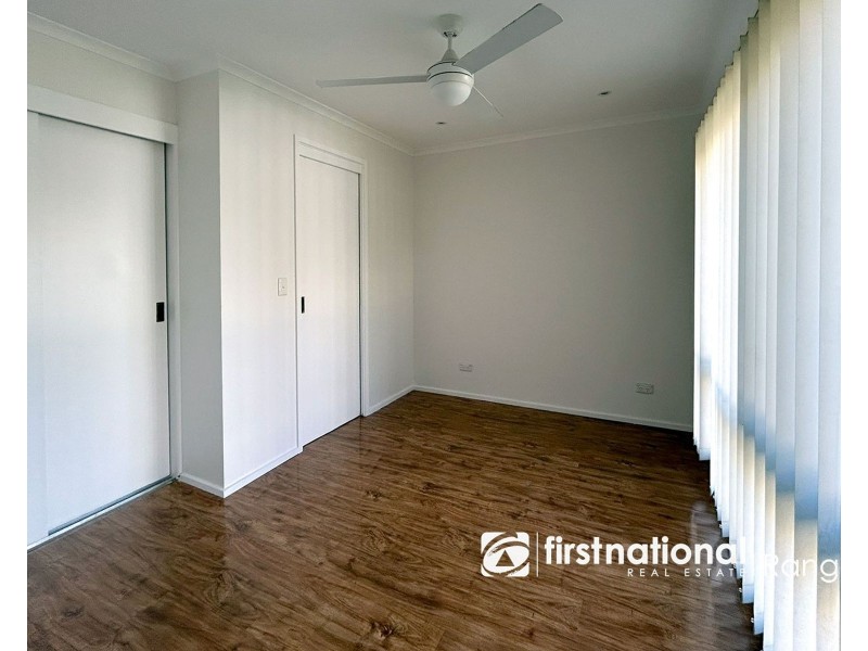16 Arleon Crescent, Cranbourne VIC 3977