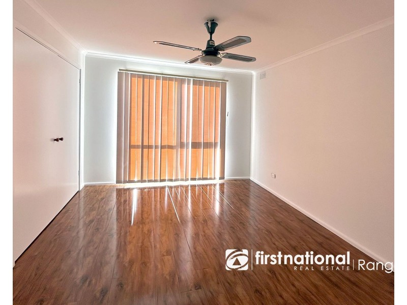 16 Arleon Crescent, Cranbourne VIC 3977