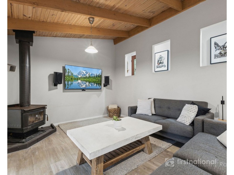 15 Peters Road, Belgrave VIC 3160