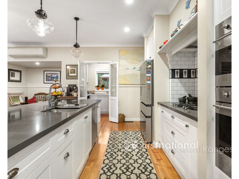 1 Margaret Road, Avonsleigh VIC 3782