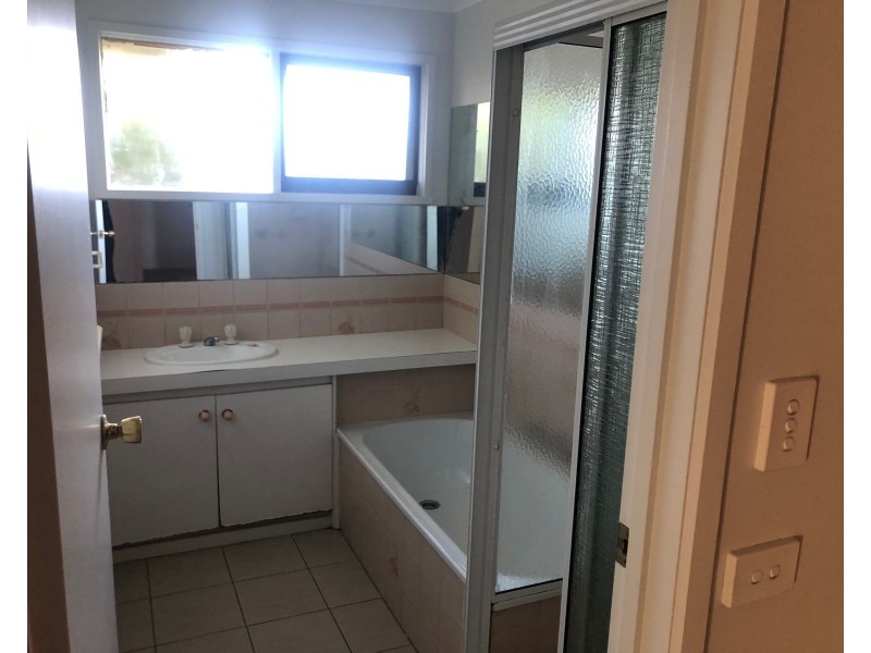 22 Macquarie Court, Cranbourne North VIC 3977