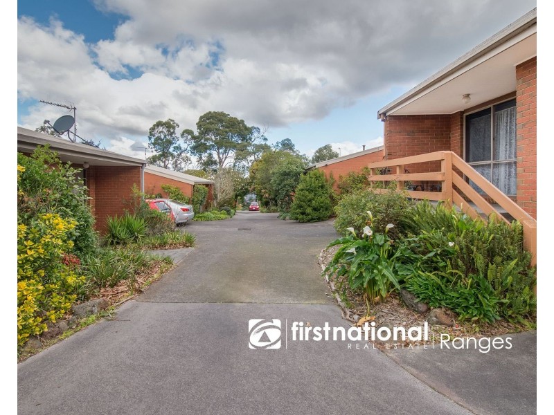 3/4 Bayview Avenue, Upwey VIC 3158