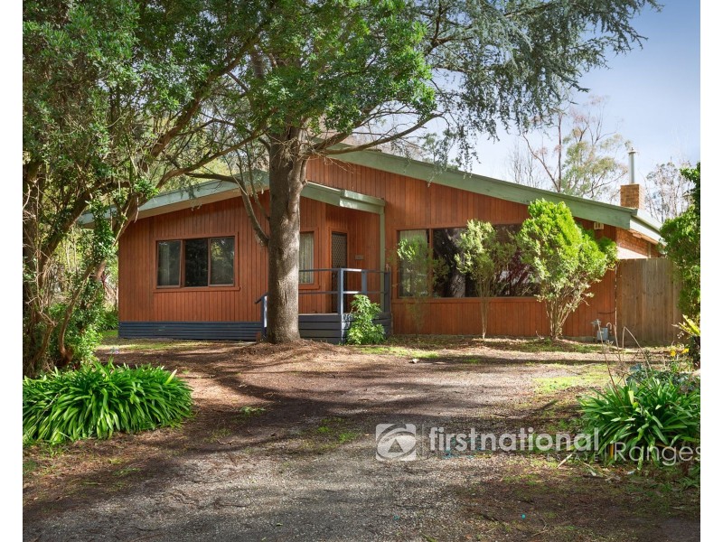 11 Allenby Avenue, Cockatoo VIC 3781