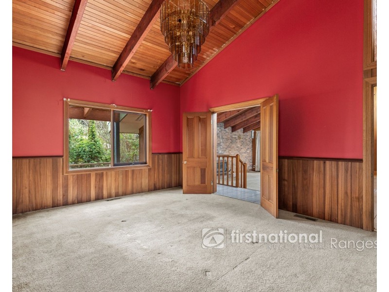 11 Allenby Avenue, Cockatoo VIC 3781