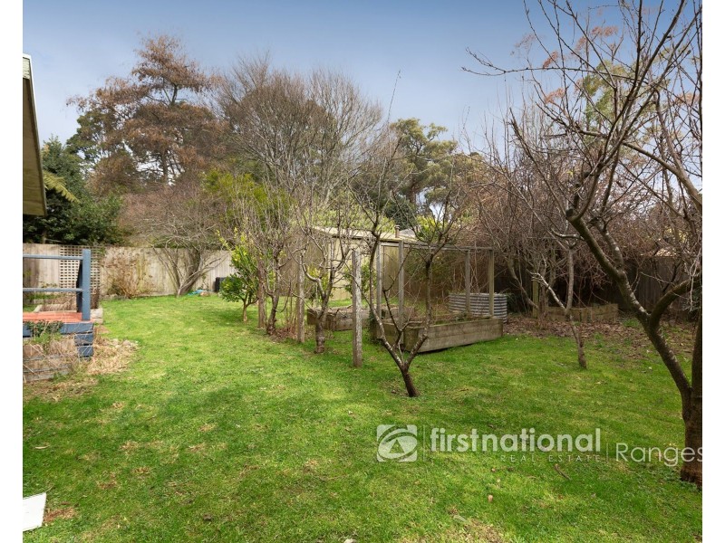 11 Allenby Avenue, Cockatoo VIC 3781