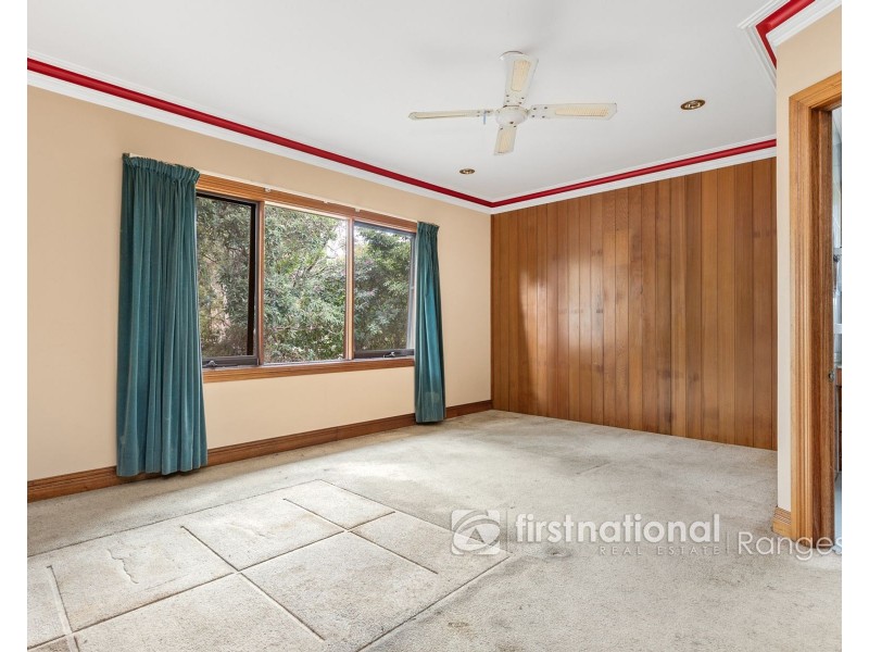 11 Allenby Avenue, Cockatoo VIC 3781
