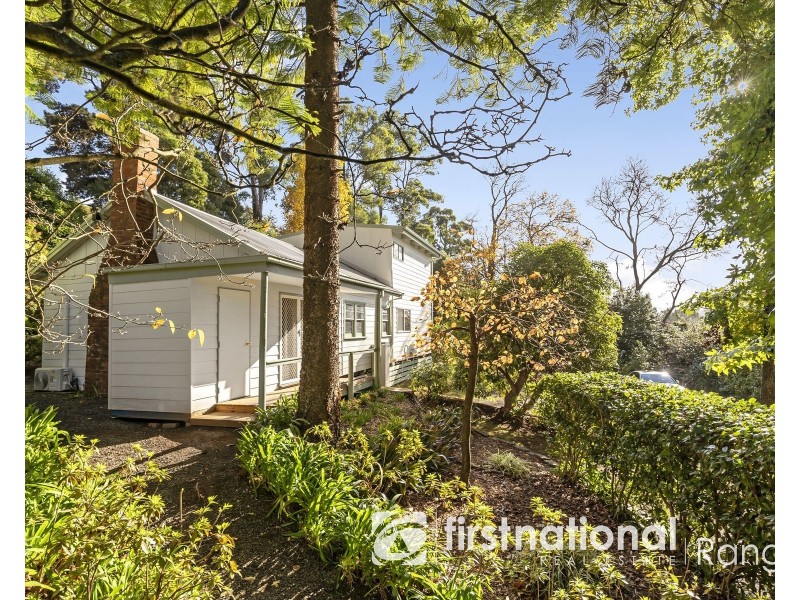 12 Seaview Road, Cockatoo VIC 3781