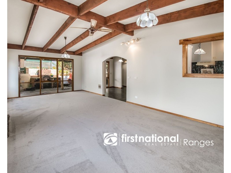 11 Bayview Avenue, Upwey VIC 3158