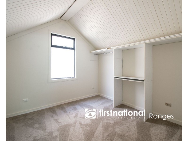 11 Bayview Avenue, Upwey VIC 3158