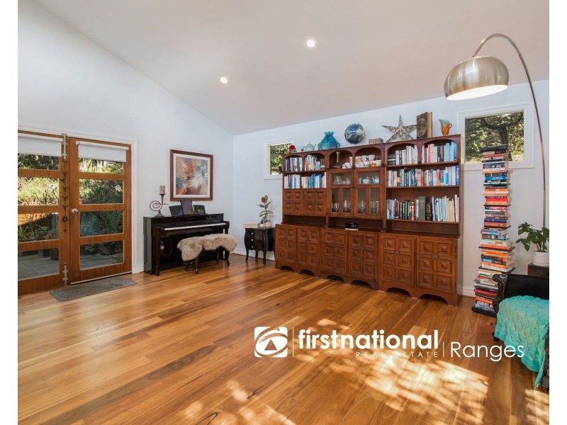24 Batesleigh Road, Selby VIC 3159