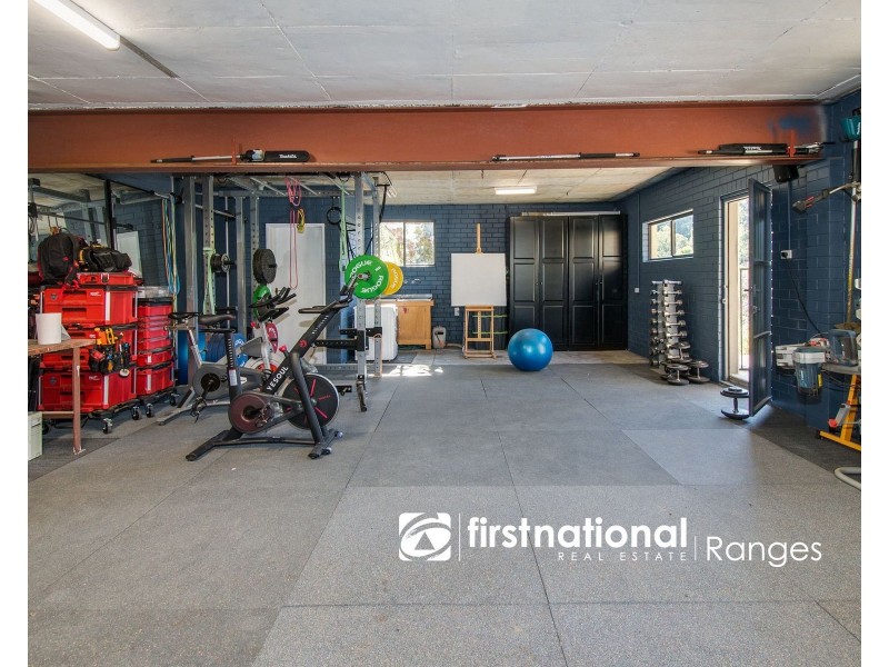 24 Batesleigh Road, Selby VIC 3159
