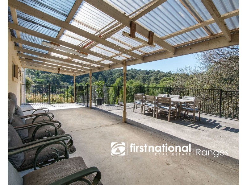 24 Batesleigh Road, Selby VIC 3159
