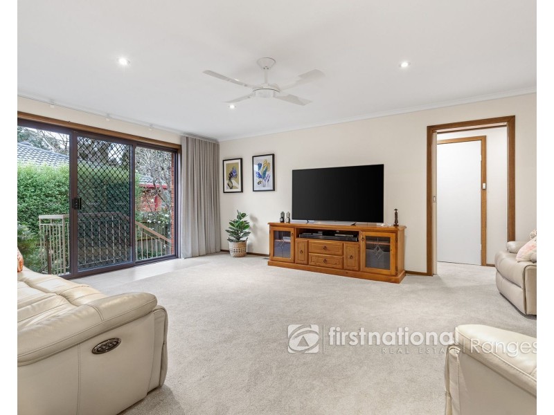105 Fraser Crescent, Wantirna South VIC 3152