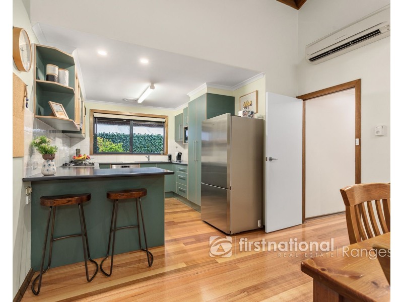 105 Fraser Crescent, Wantirna South VIC 3152