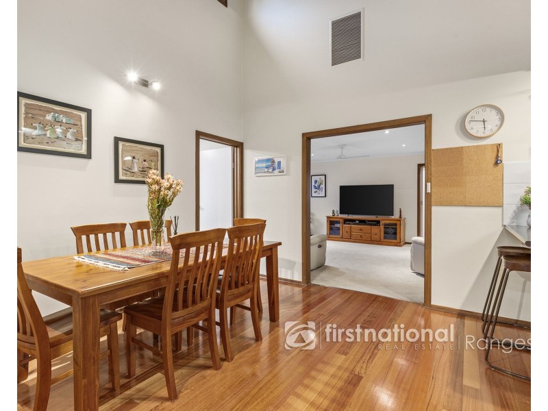 105 Fraser Crescent, Wantirna South VIC 3152