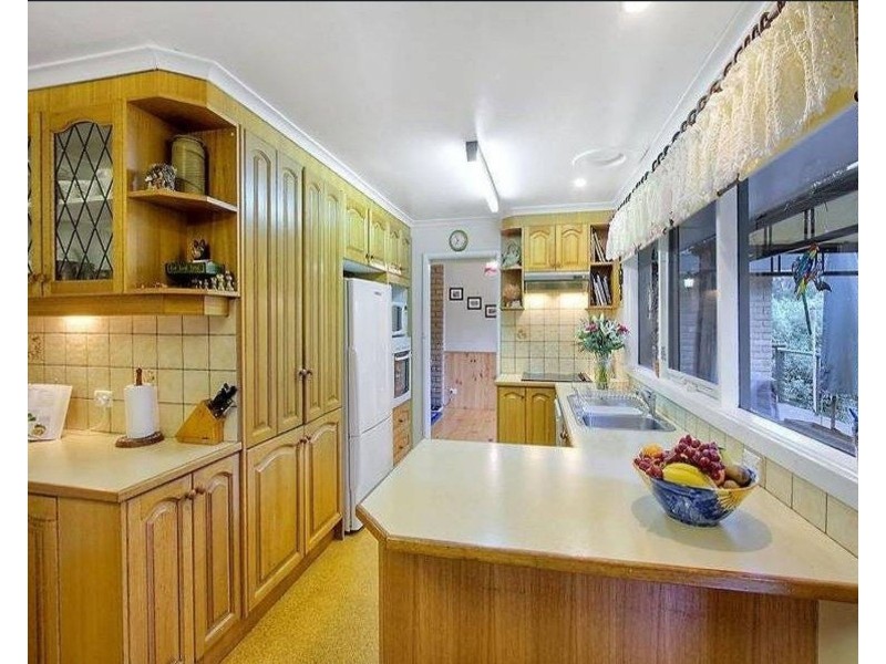 8 Sunnyside Terrace, Emerald VIC 3782