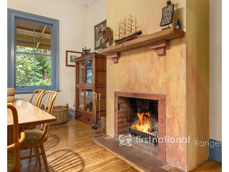 4 Ogilvy Road, Clematis VIC 3782