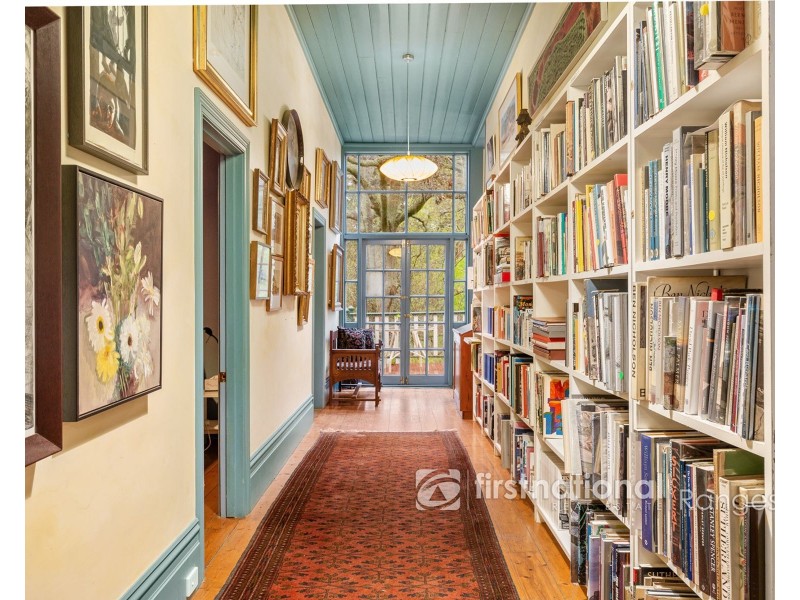 4 Ogilvy Road, Clematis VIC 3782