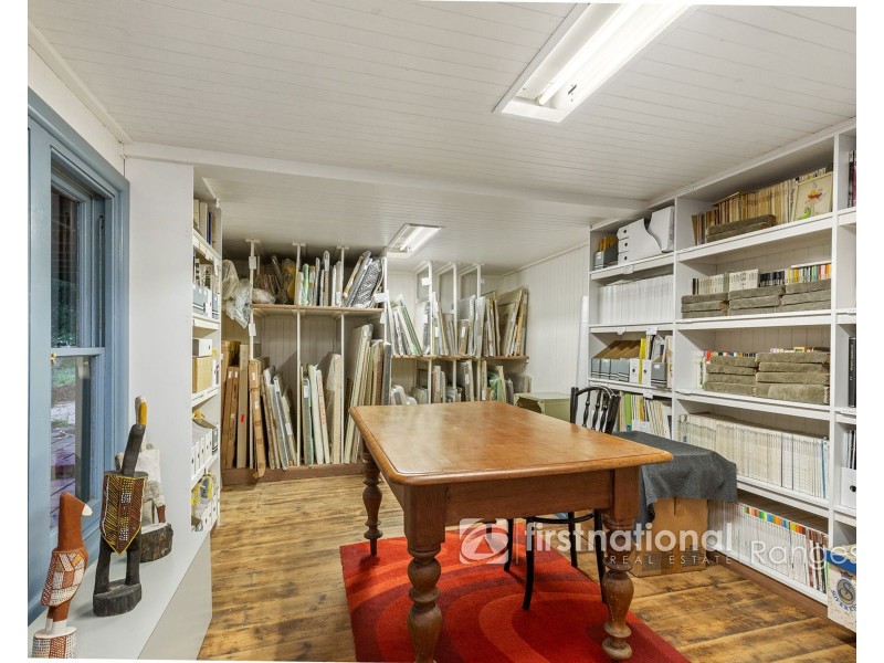 4 Ogilvy Road, Clematis VIC 3782