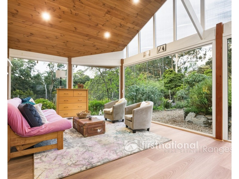 8 Nolan Road, Emerald VIC 3782
