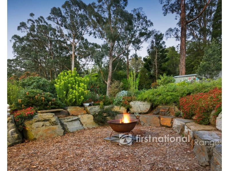 8 Nolan Road, Emerald VIC 3782