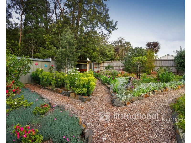 8 Nolan Road, Emerald VIC 3782