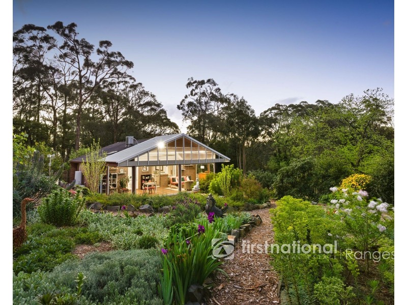8 Nolan Road, Emerald VIC 3782