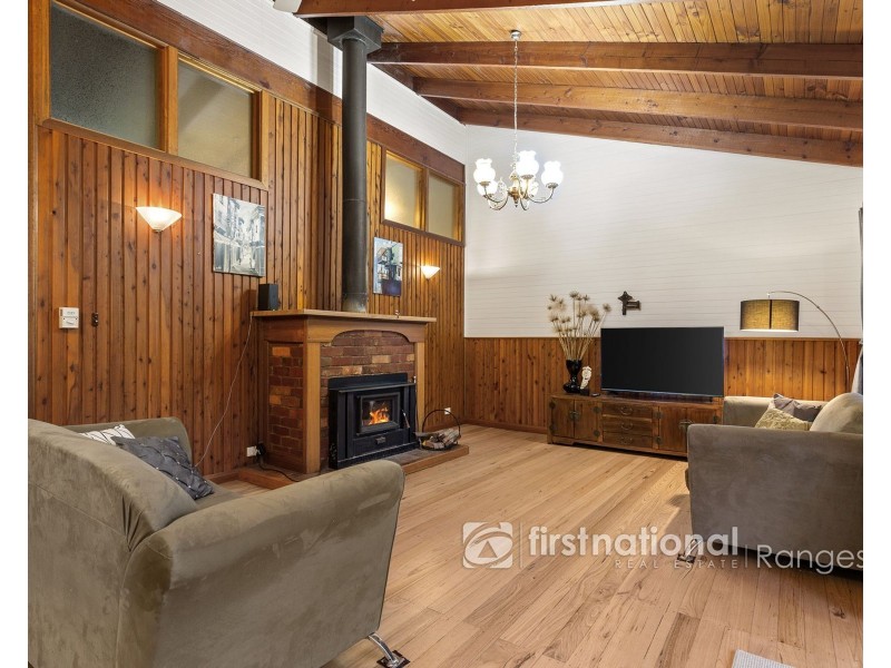143 Woori Yallock Road, Cockatoo VIC 3781