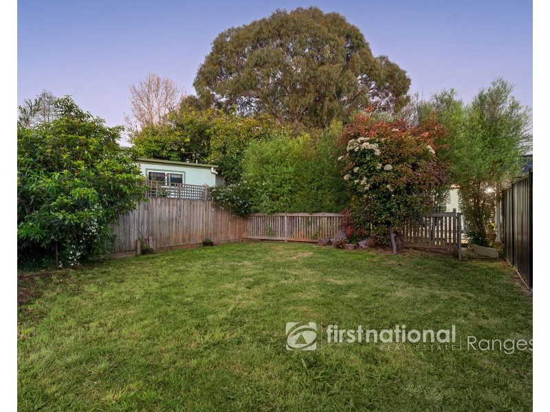 1 & 1a Sophia Grove, Tecoma VIC 3160
