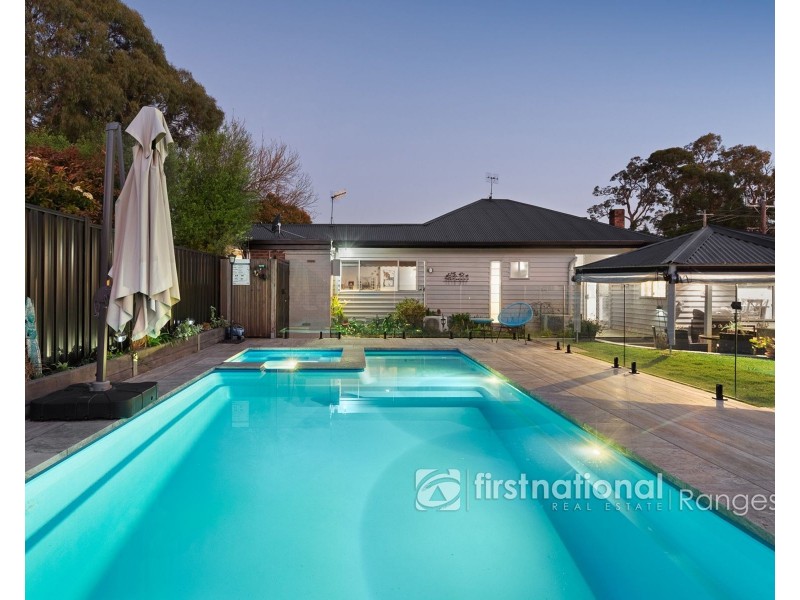 1 & 1a Sophia Grove, Tecoma VIC 3160