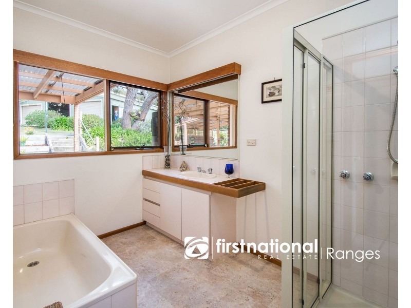 12 Mervyn Road, Belgrave South VIC 3160