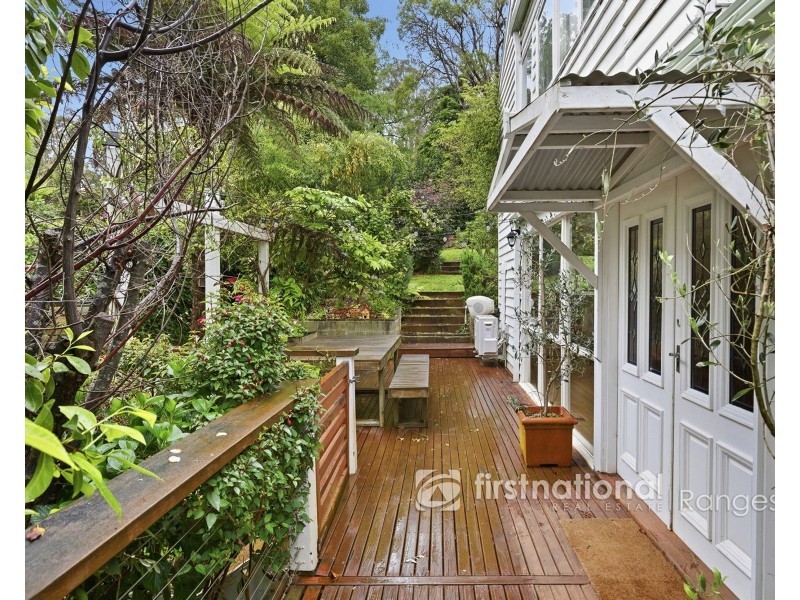 15 Charman Avenue, Emerald VIC 3782