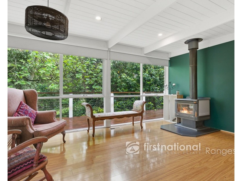 15 Charman Avenue, Emerald VIC 3782