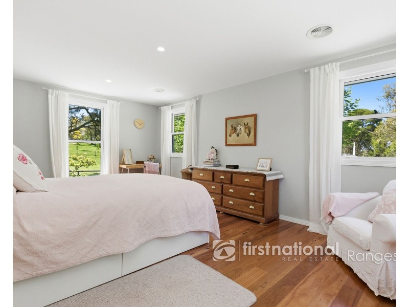 11 Cherry Road, Macclesfield VIC 3782