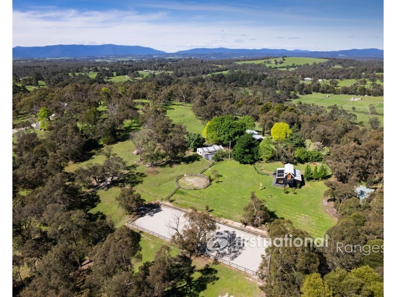11 Cherry Road, Macclesfield VIC 3782