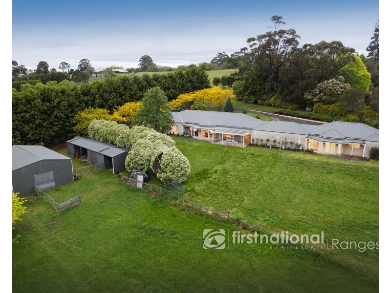 17 & 17a Ford Road, Emerald VIC 3782