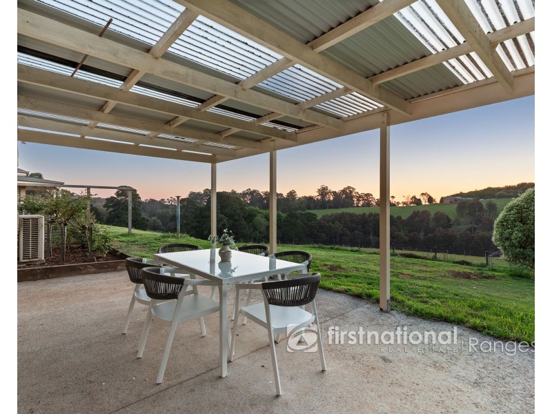 17 & 17a Ford Road, Emerald VIC 3782