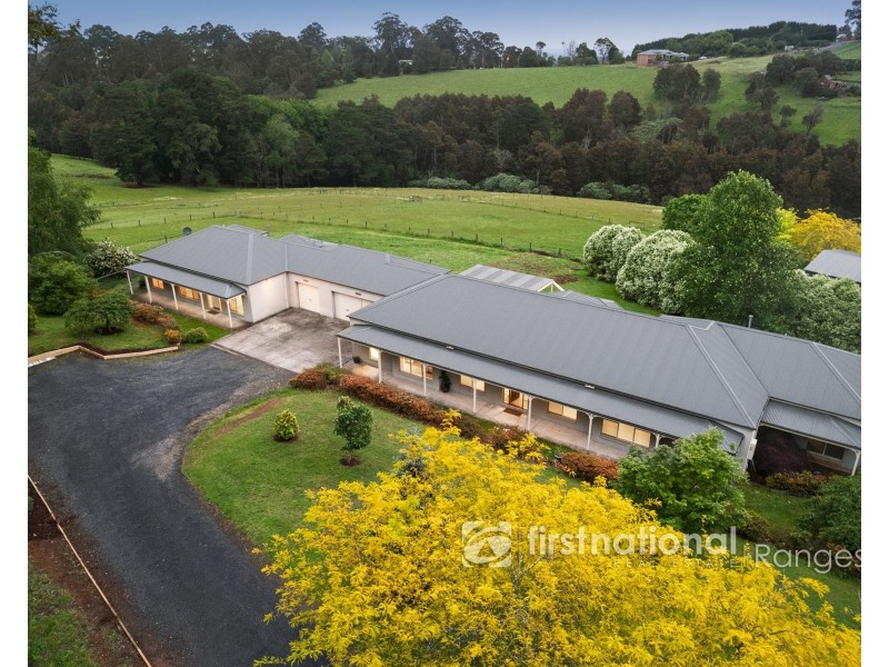 17 & 17a Ford Road, Emerald VIC 3782