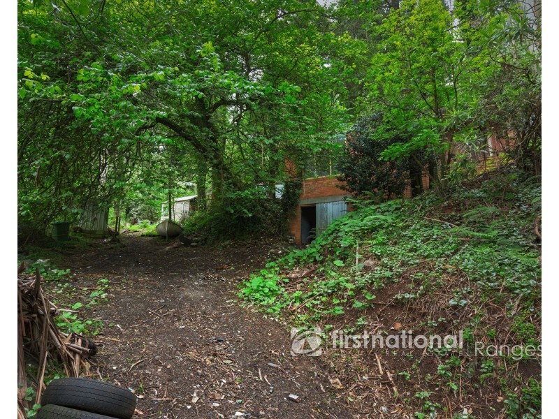 10 Titania Crescent, Tremont VIC 3785