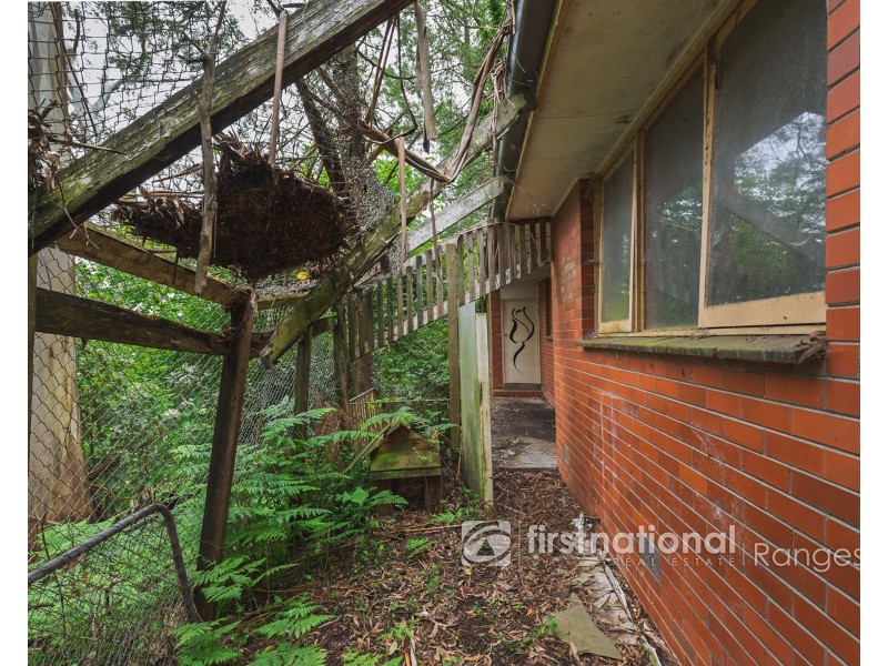 10 Titania Crescent, Tremont VIC 3785