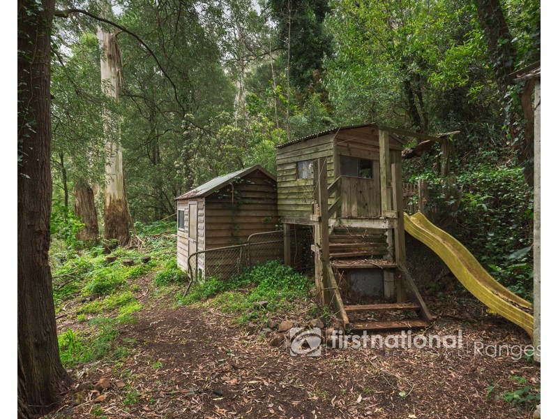 10 Titania Crescent, Tremont VIC 3785